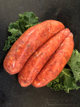 Load image into Gallery viewer, Cracked Pepper &amp; Worcestershire Sausages 500gm Pack
